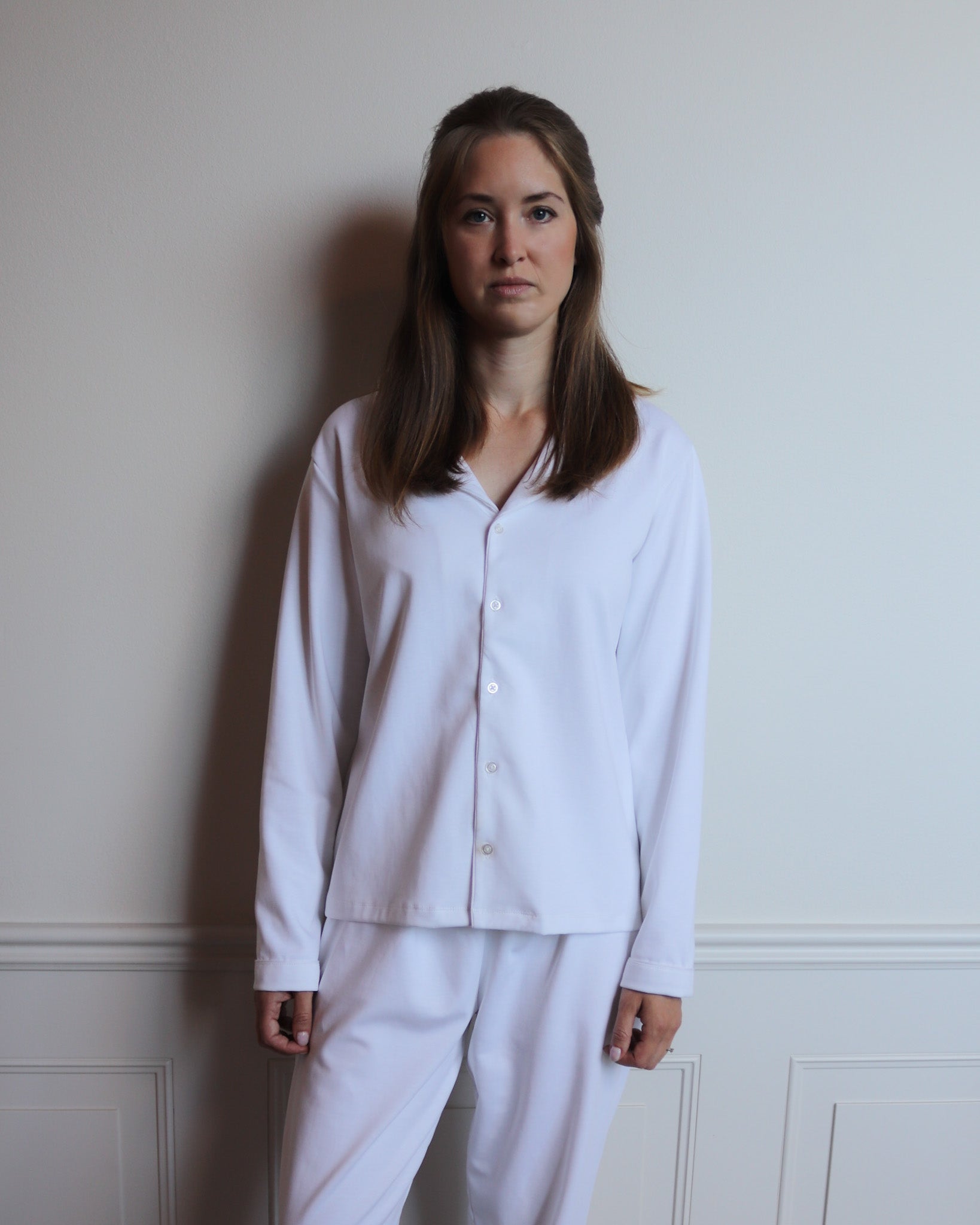 Långärmad pyjamas dam - vit med vita detaljer