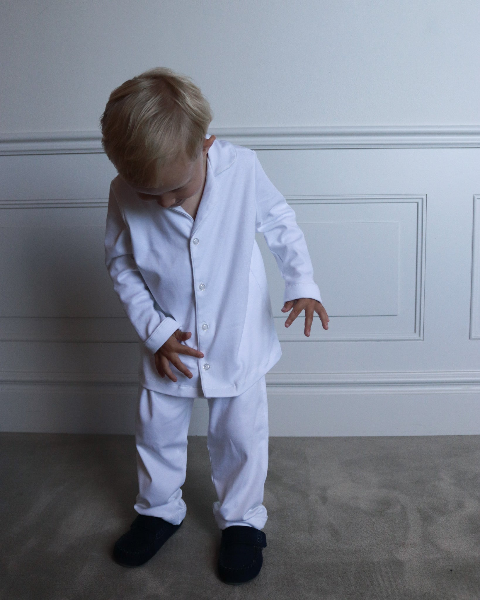 Långärmad pyjamas barn - vit med vita detaljer