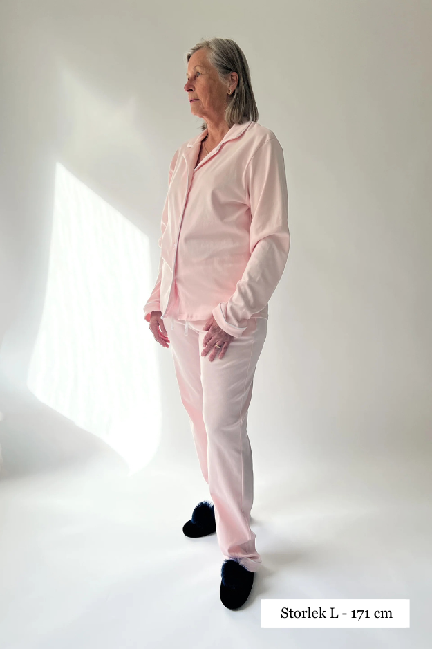 Långärmad pyjamas dam - rosa med vita detaljer
