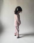 Långärmad pyjamas barn - rosa med vita detaljer